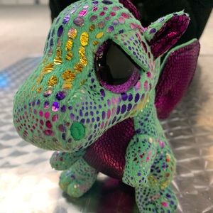 Meet your Posher, Issa